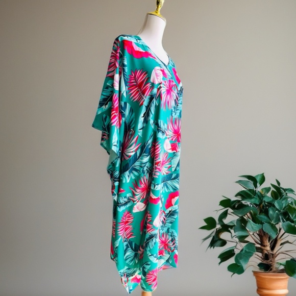 0095/ Tropical Leaves Pattern Kaftan, Hawaiian Mumu - Picture 11 of 11